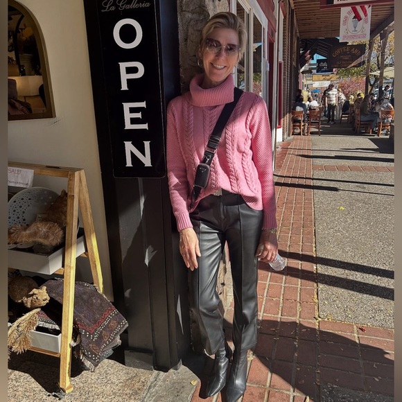 Cabi Blush Pullover - Picture 8 of 14